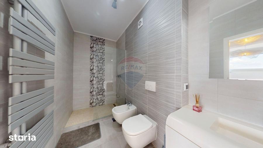 Apartament cu 4 camere decomandat, mobilat în Tractorul