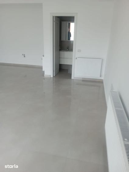 Spațiu comercial, de 38 mp, în Ostroveni