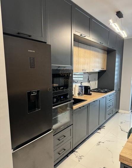 Apartament cu 3 camere decomandat, mobilat în Drumul Taberei