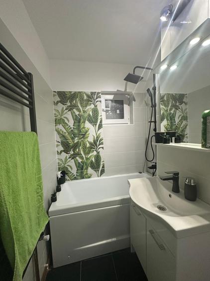 Apartament cu 2 camere semidecomandat în Lipovei