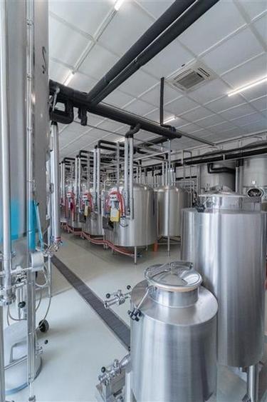 Spațiu industrial, de 3,500 mp, în Tomești