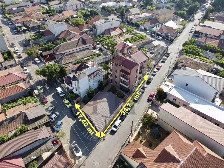 Casă individuală cu 7 camere cu Canalizare în Coiciu