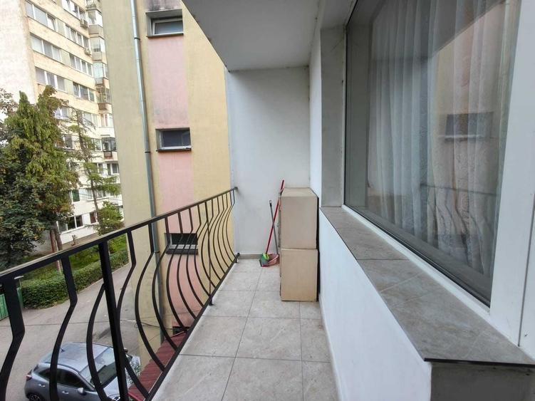 Garsonieră decomandată în Grigorescu