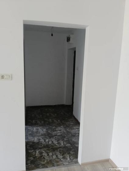 Apartament cu 2 camere decomandat în Topraisar