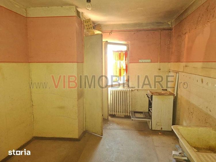 Apartament cu 3 camere decomandat în Soarelui