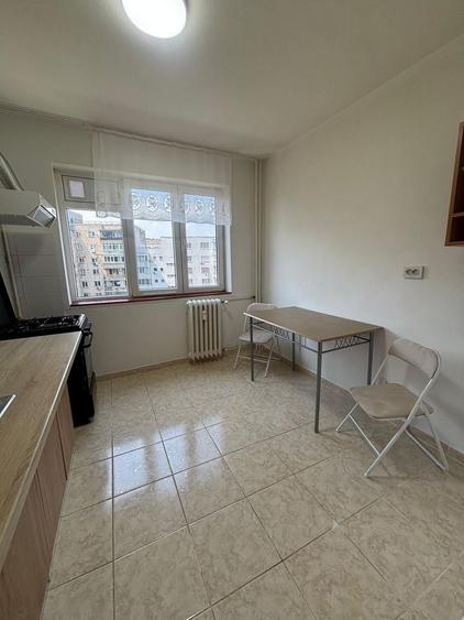 Apartament cu 3 camere în Dristor
