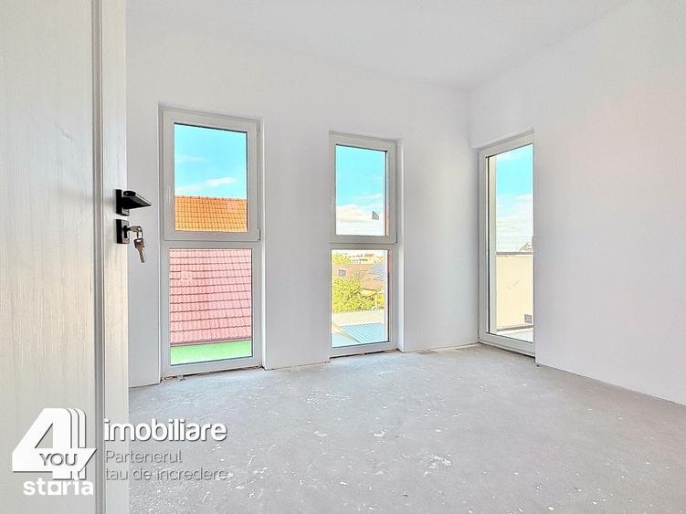 Apartament cu 3 camere în Micălaca