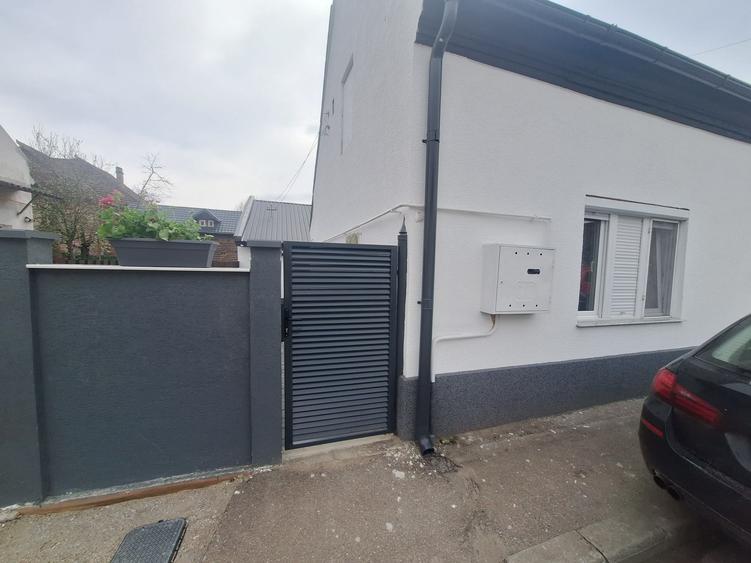 Casă cu 3 camere în Ultracentral