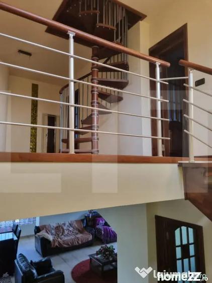 Casă cu 5 camere cu Teren 700 Mp în Central