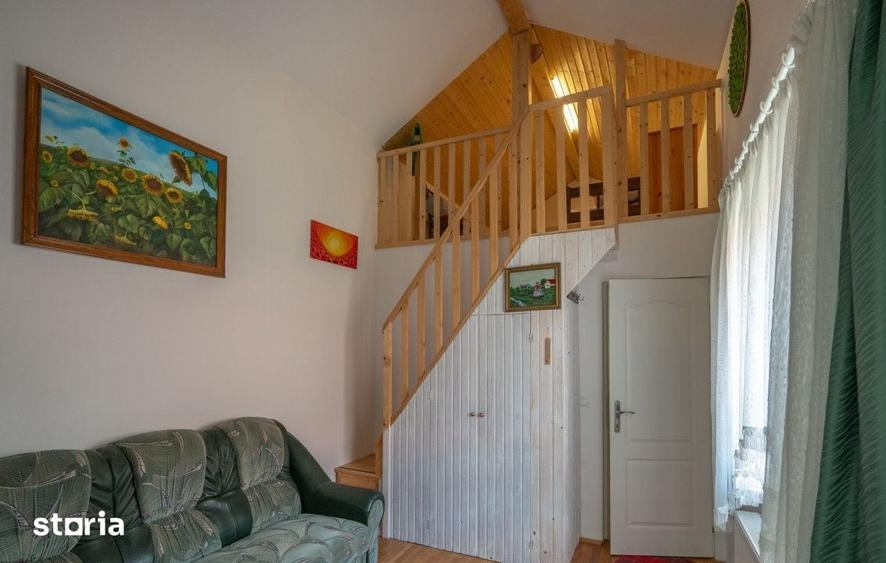 Casă cu 5 camere cu Teren 900 Mp în Burdea
