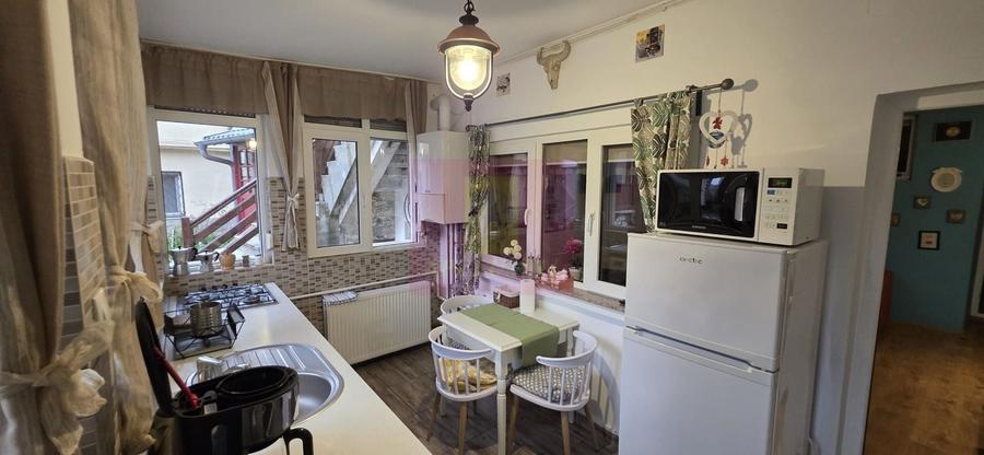 Apartament cu 2 camere semidecomandat în Furnica