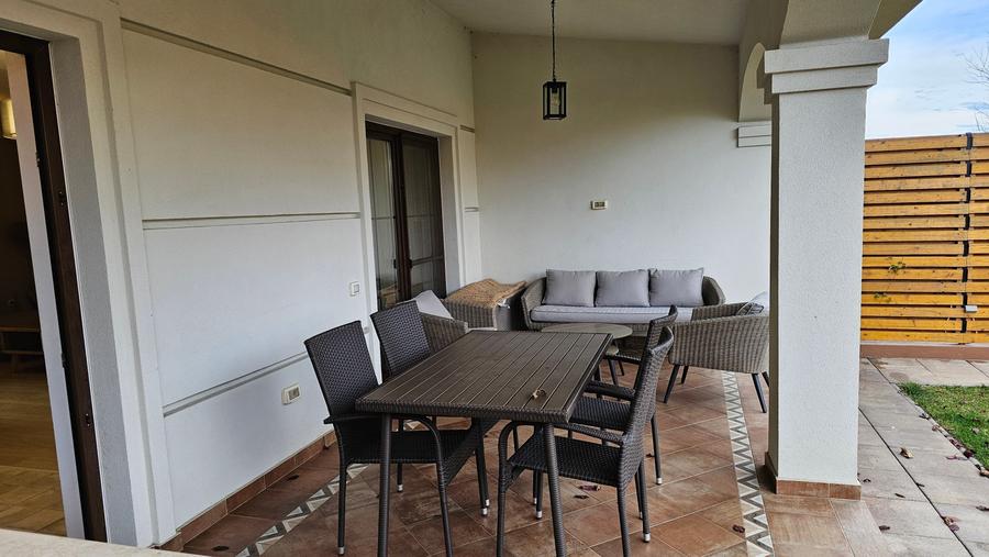 Casă cu 5 camere cu Canalizare în Aradului