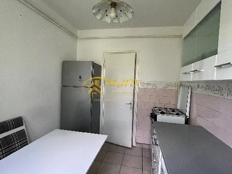 Apartament 2 camere, zona Tatarasi-Ciurchi. - 2