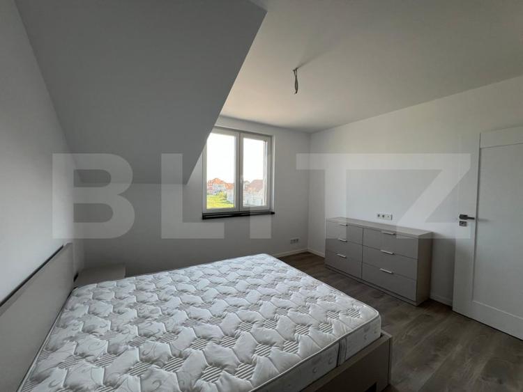 Apartament cu 3 camere decomandat, mobilat în Mărtinești