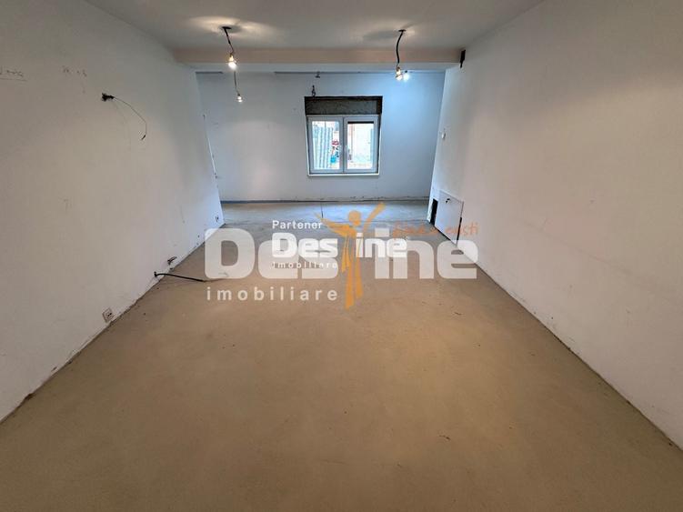 Duplex cu 3 camere cu Canalizare în Central