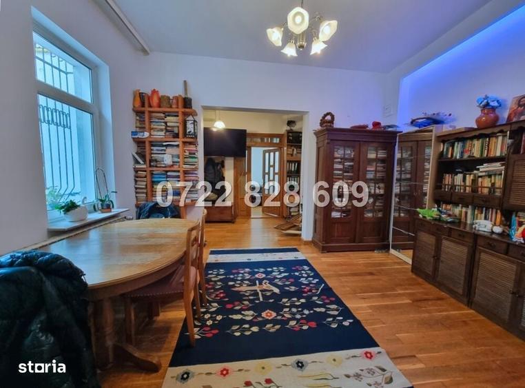 Casă cu 4 camere cu Teren 100 Mp în Central