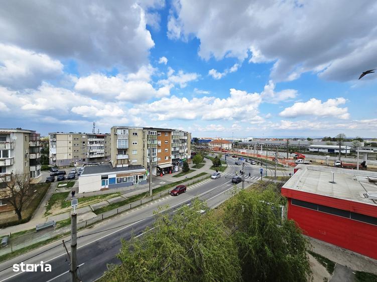 Apartament cu 3 camere decomandat în Aradul Nou