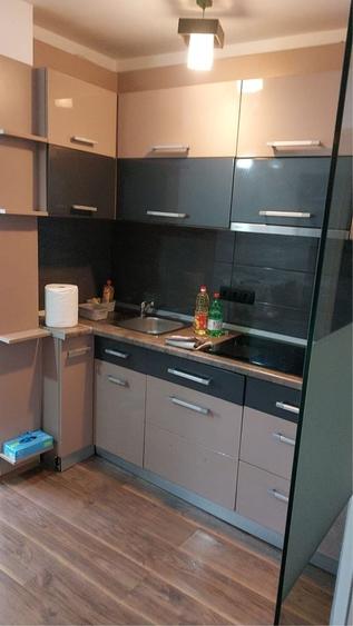 Apartament cu 3 camere decomandat în Traian
