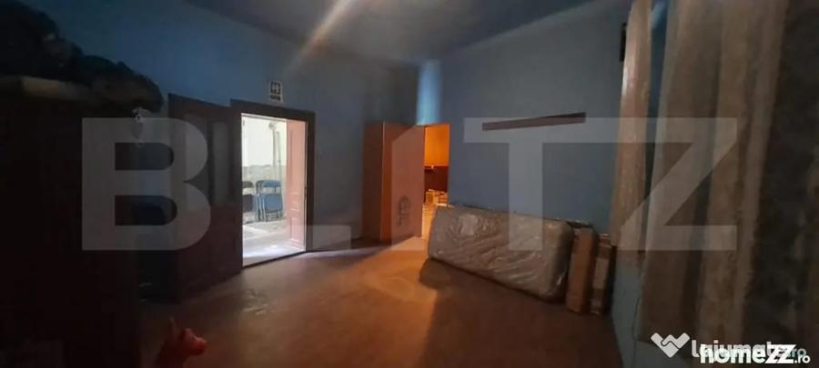 Casă cu 5 camere cu Teren 500 Mp în Berivoi