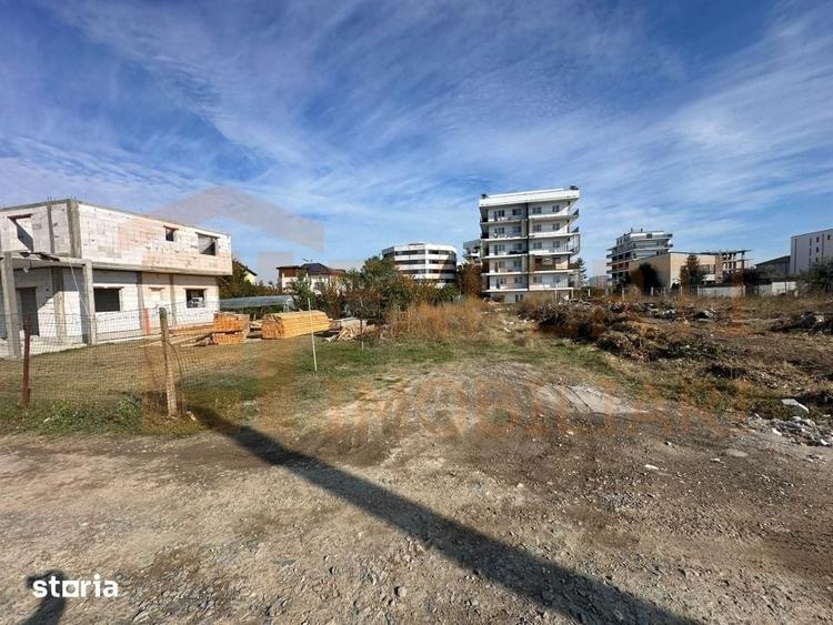 Teren de 455 mp, în Central