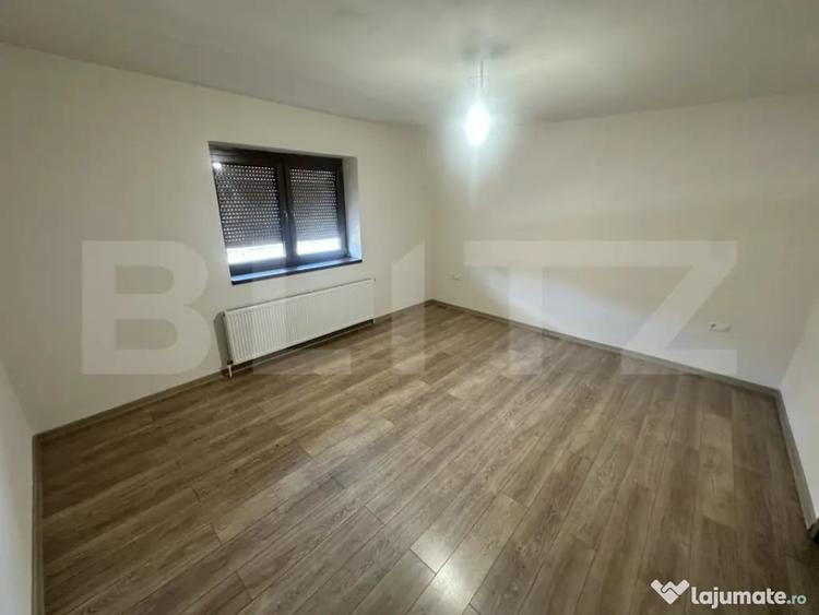 Casă cu 3 camere cu Teren 3200 Mp în Central