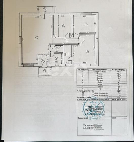 Casă individuală cu 4 camere cu Teren 300 Mp în Tunari