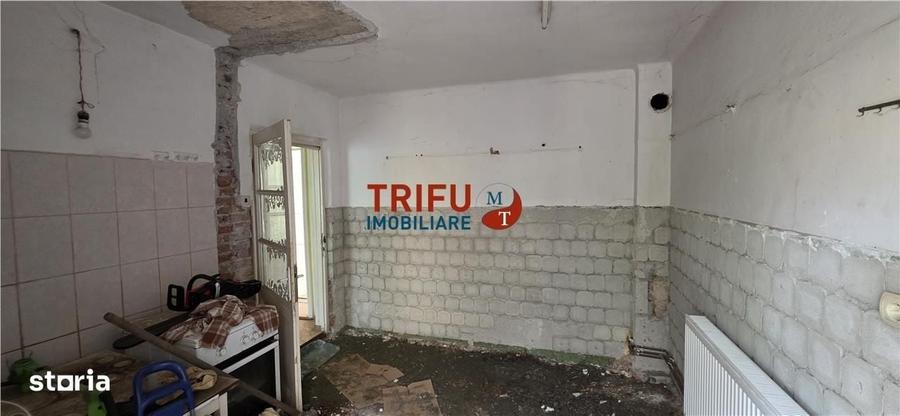 Casă cu 2 camere în Central