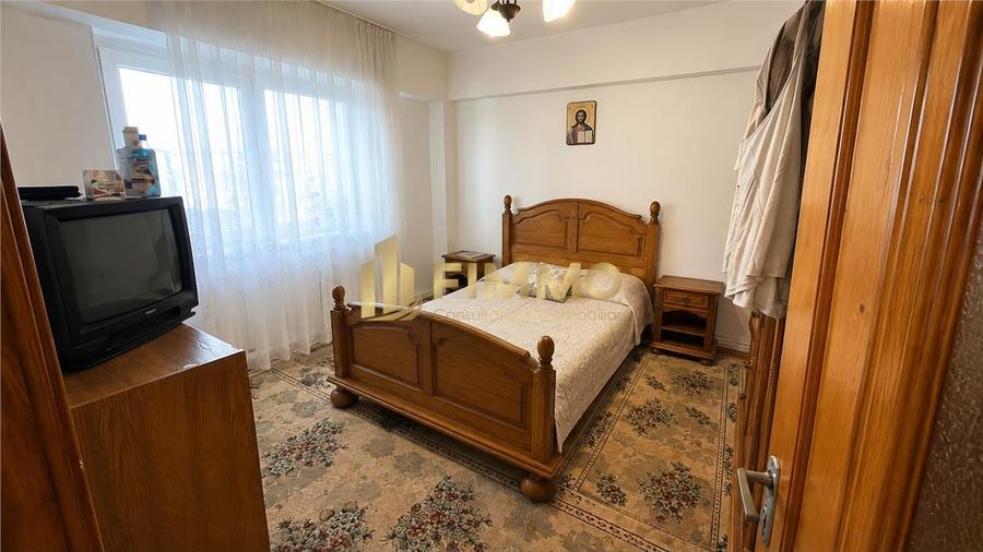 Apartament cu 3 camere decomandat în Obcini