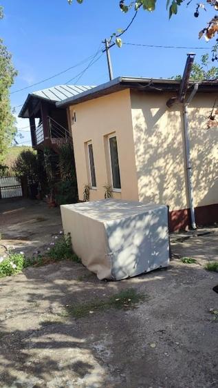 Casă individuală cu 5 camere cu Canalizare în Curtișoara