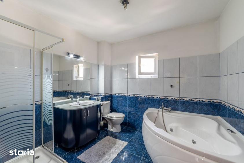 Casă cu 6 camere cu Teren 475 Mp în Găvana