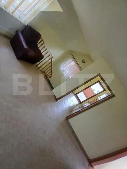 Casă cu 7 camere cu Teren 650 Mp în Sânpetru