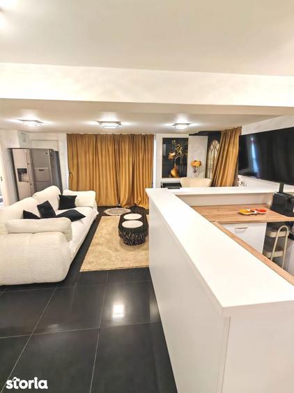 Apartament cu 3 camere în Mazepa 2