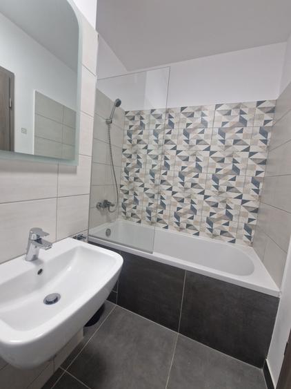 Garsonieră decomandată în Take Ionescu