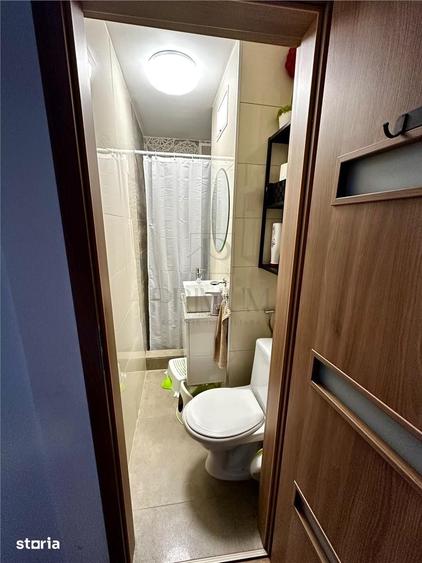 Apartament cu 4 camere decomandat în Circumvalațiunii