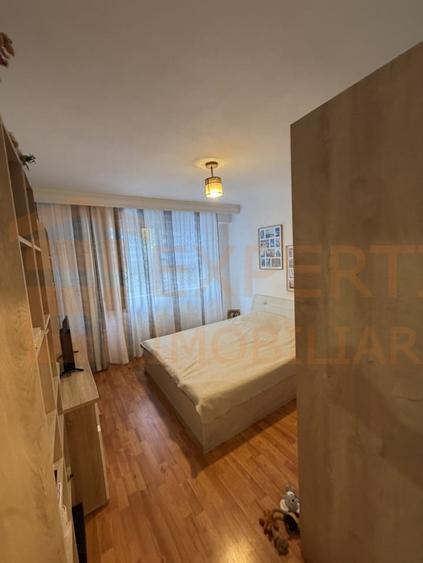 Apartament cu 2 camere decomandat, mobilat în Tomis III