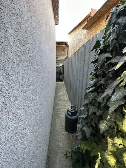 Casă cu 4 camere cu Teren 225 Mp în Rahova