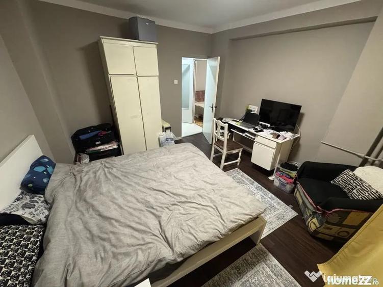Apartament cu 3 camere decomandat în Ultracentral