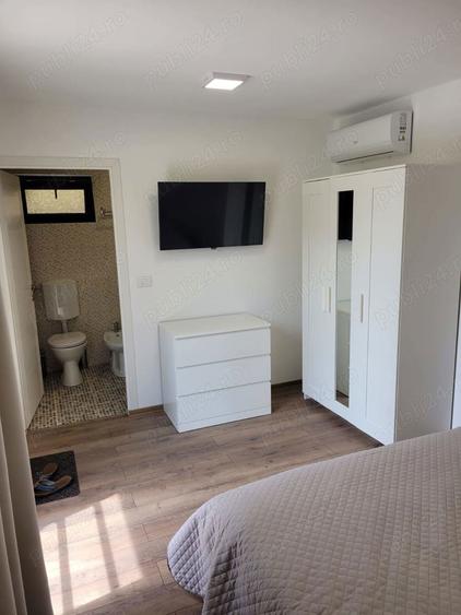 Casă cu 4 camere cu Teren 838 Mp în Central