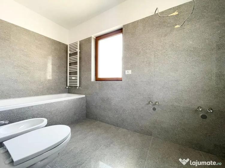 Casă cu 4 camere cu Teren 313 Mp în Moșnița Nouă