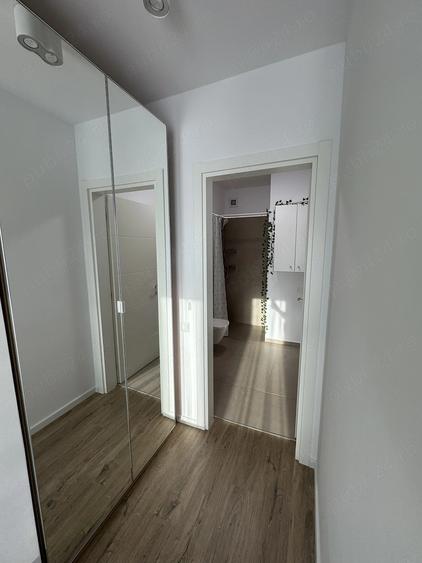 Apartament cu 3 camere decomandat în Sud