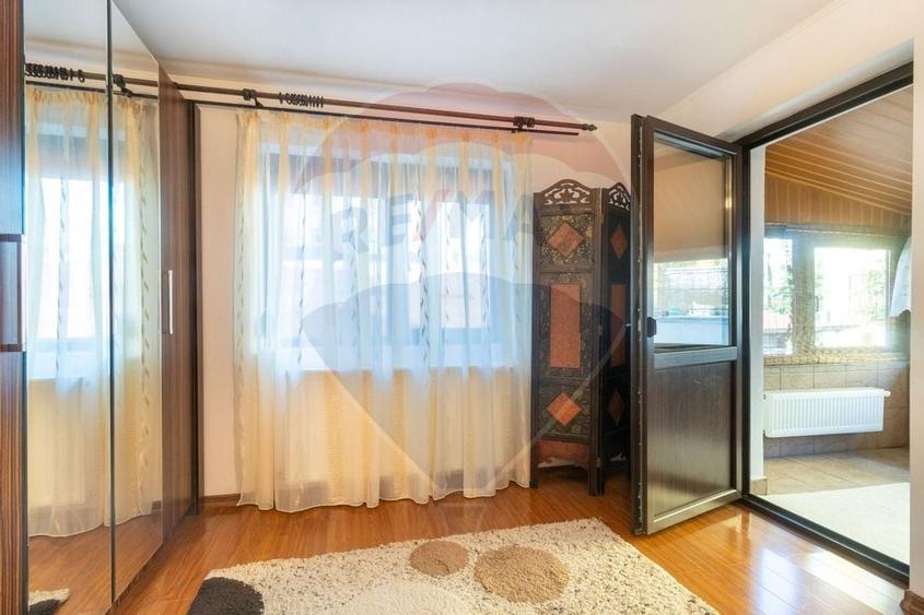 Casă individuală cu 3 camere cu Canalizare în Floreasca