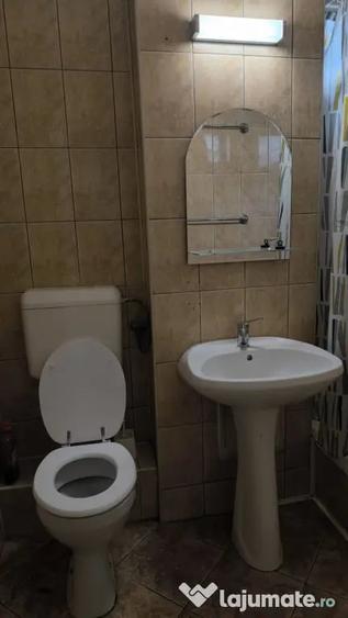Apartament cu 2 camere decomandat în Drumul Taberei