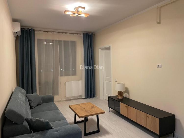 De Închiriat Apartament 2 Camere, Centrală, Parcare, Confort Urban
