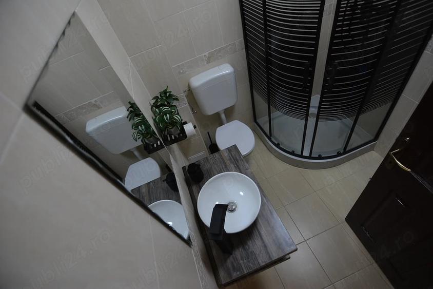 Garsonieră decomandată în Central
