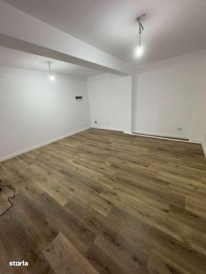 Casă cu 4 camere cu Teren 200 Mp în Valea Rosie