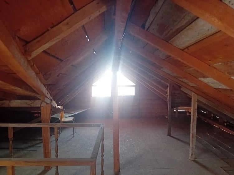Casă cu Teren 220 Mp în Rahova