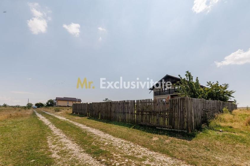 Casă cu 4 camere cu Teren 705 Mp în Central