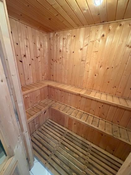 Casă cu 6 camere cu Canalizare în Cioplea