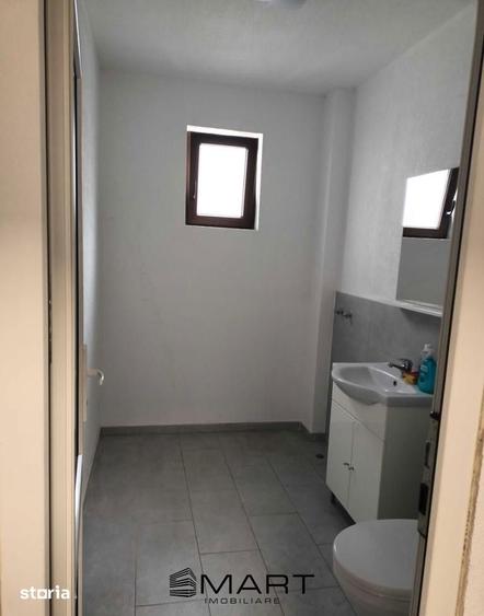 Spațiu comercial, de 45 mp, în Șelimbăr