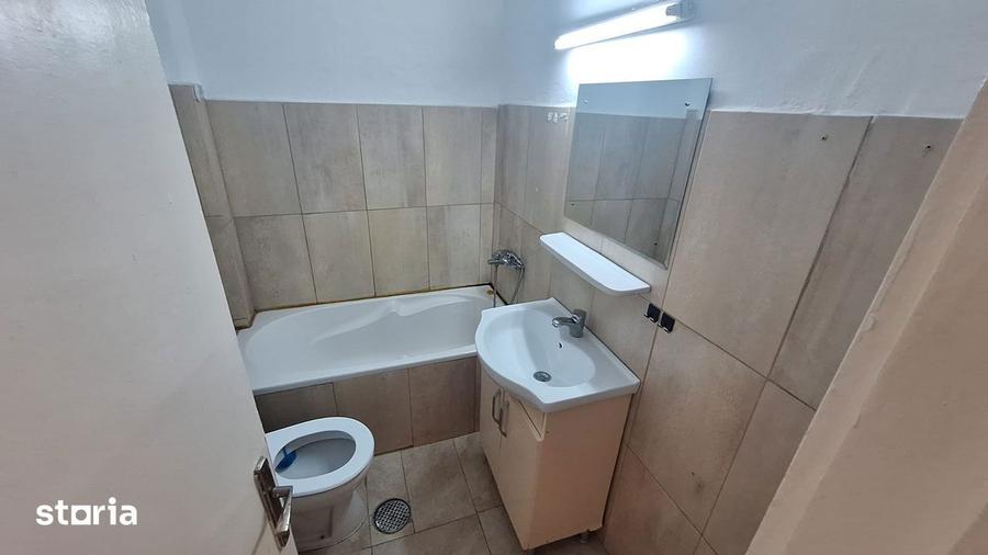Apartament cu 2 camere decomandat în Gara